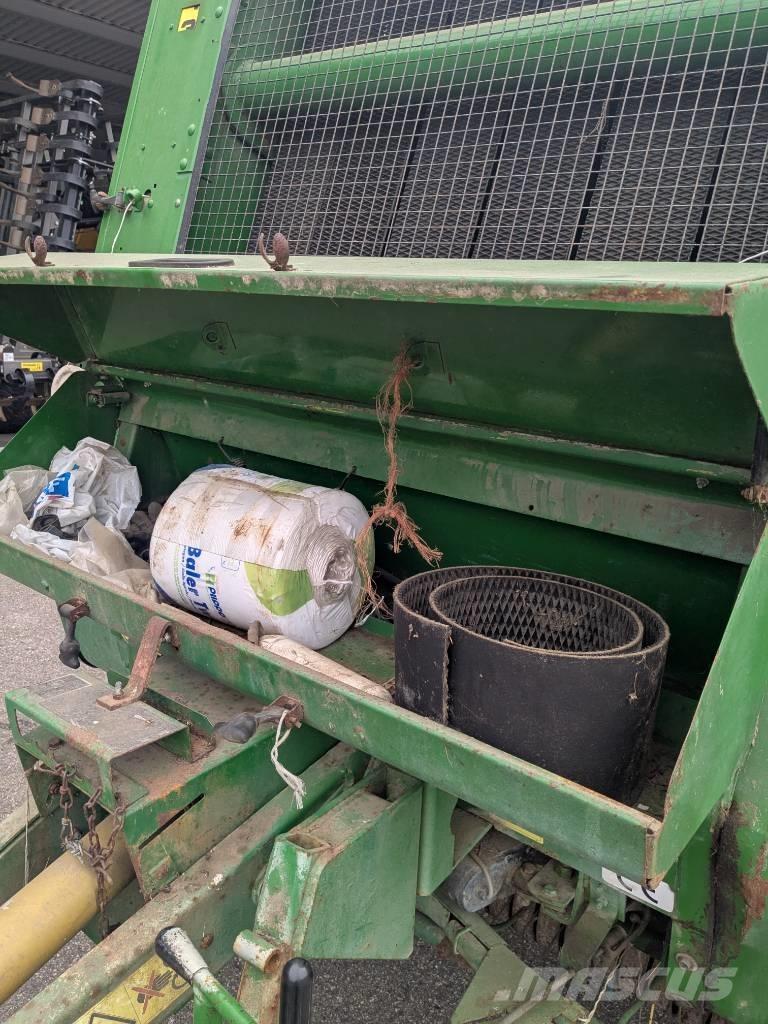 John Deere 580 Rundbalspressar