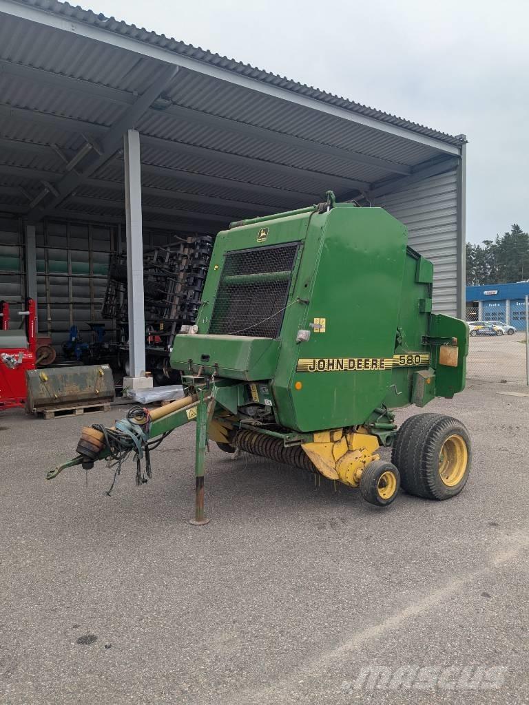 John Deere 580 Rundbalspressar