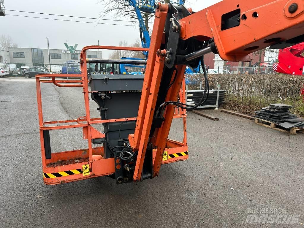 JLG 520 AJ Bomliftar