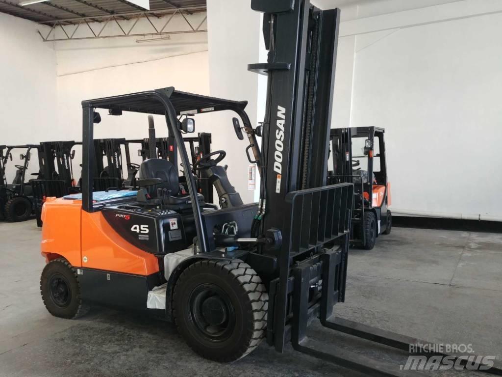 Doosan D45 SC-5 Dieselmotviktstruckar