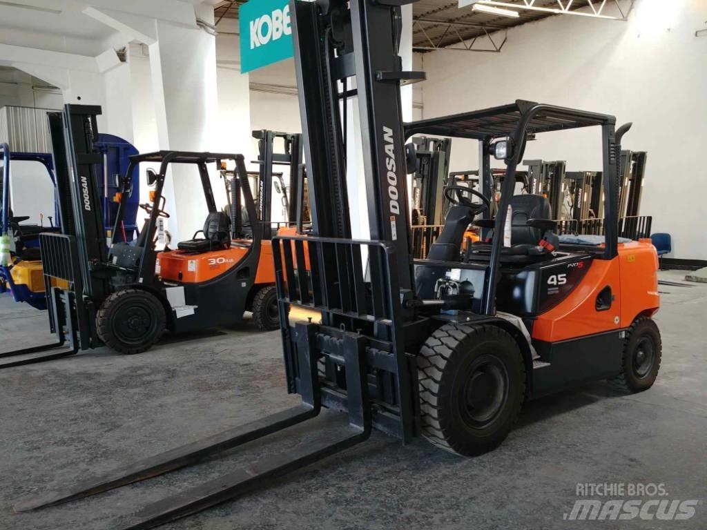 Doosan D45 SC-5 Dieselmotviktstruckar