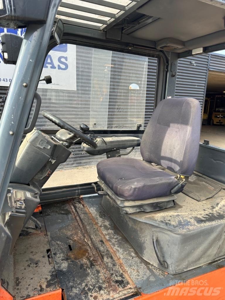 Toyota FBT35 Elmotviktstruckar