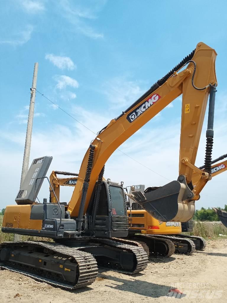 XCMG XE 215 DA Bandgrävare