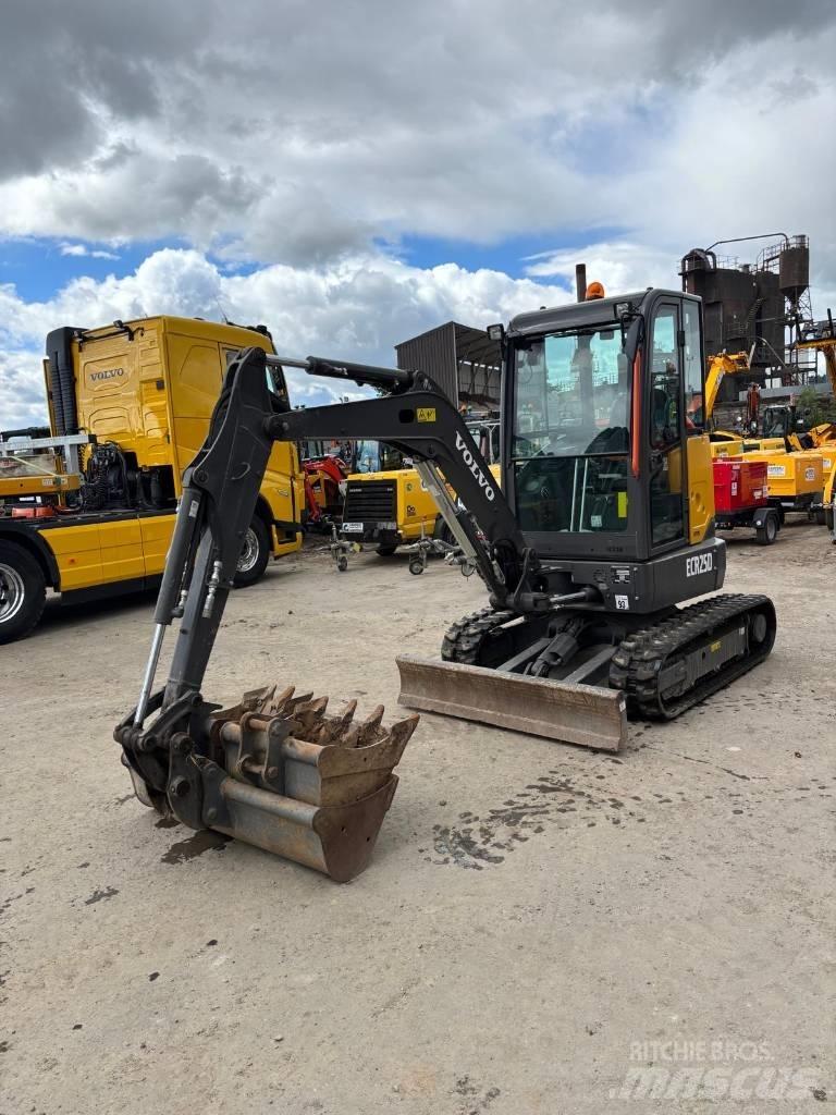 Volvo ECR 25 D Minigrävare < 7t