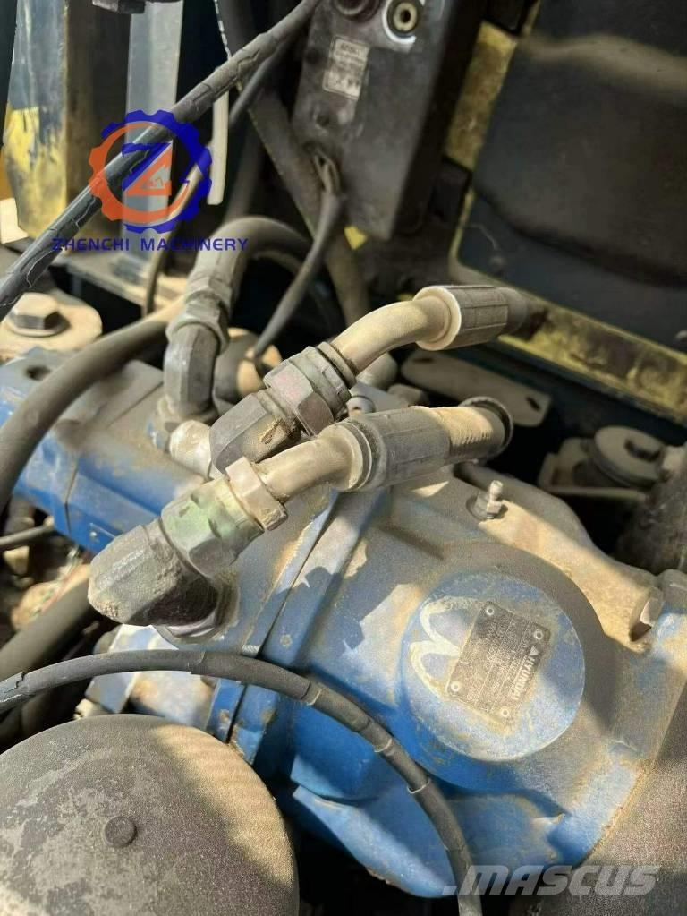 Hyundai 60 W Hjulgrävare