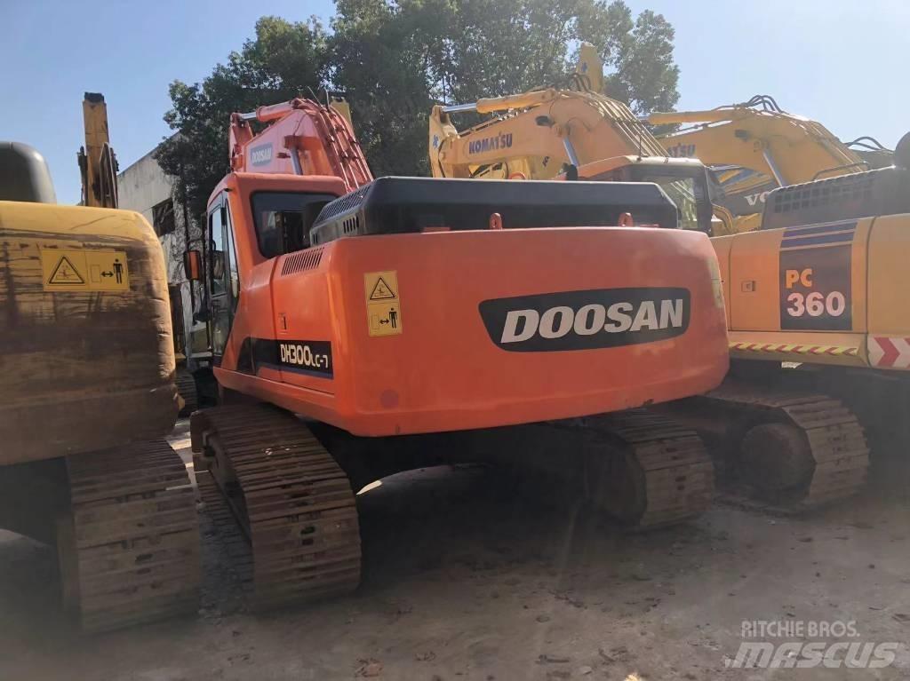 Doosan 225 LC Bandgrävare