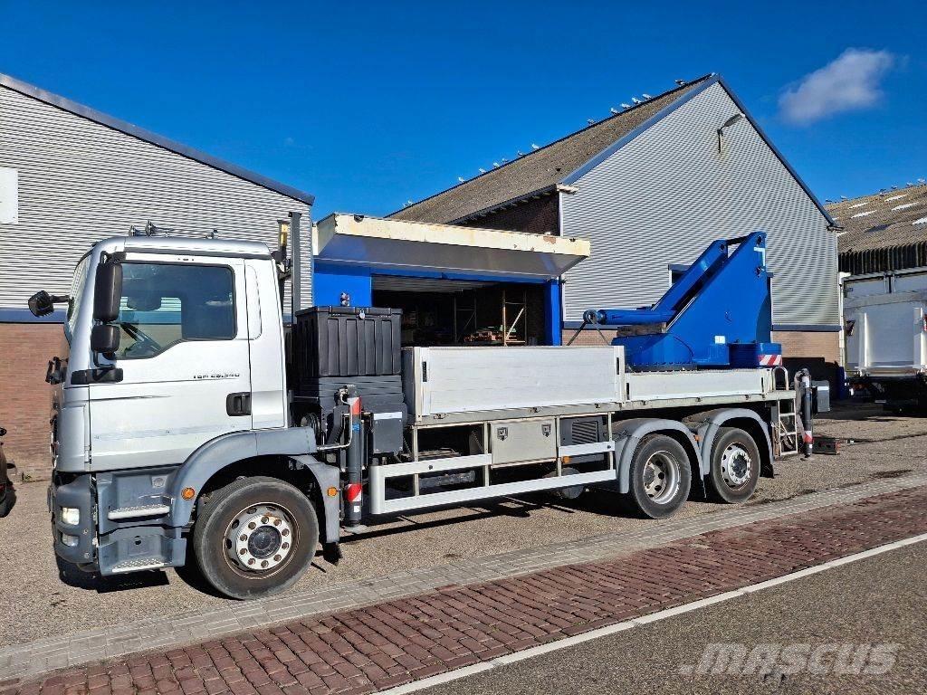 MAN TGM 26.340 6x2 Skåpbilar