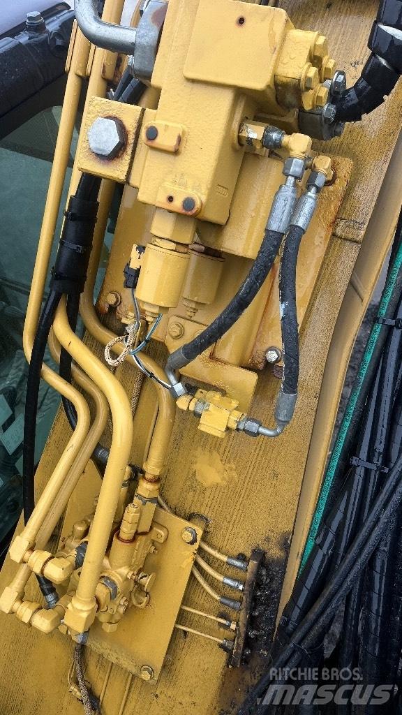 CAT 320 EL Bandgrävare