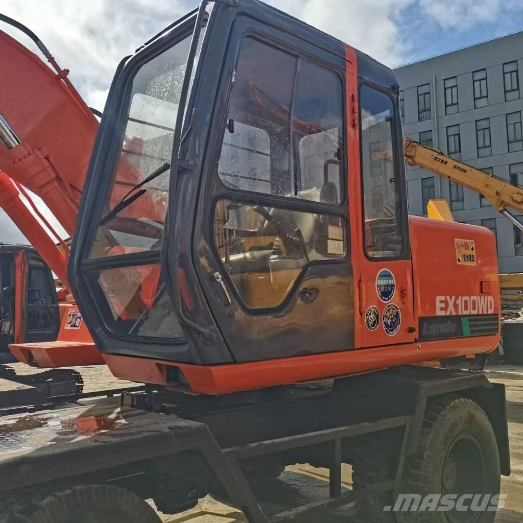 Hitachi EX 100 W D Hjulgrävare