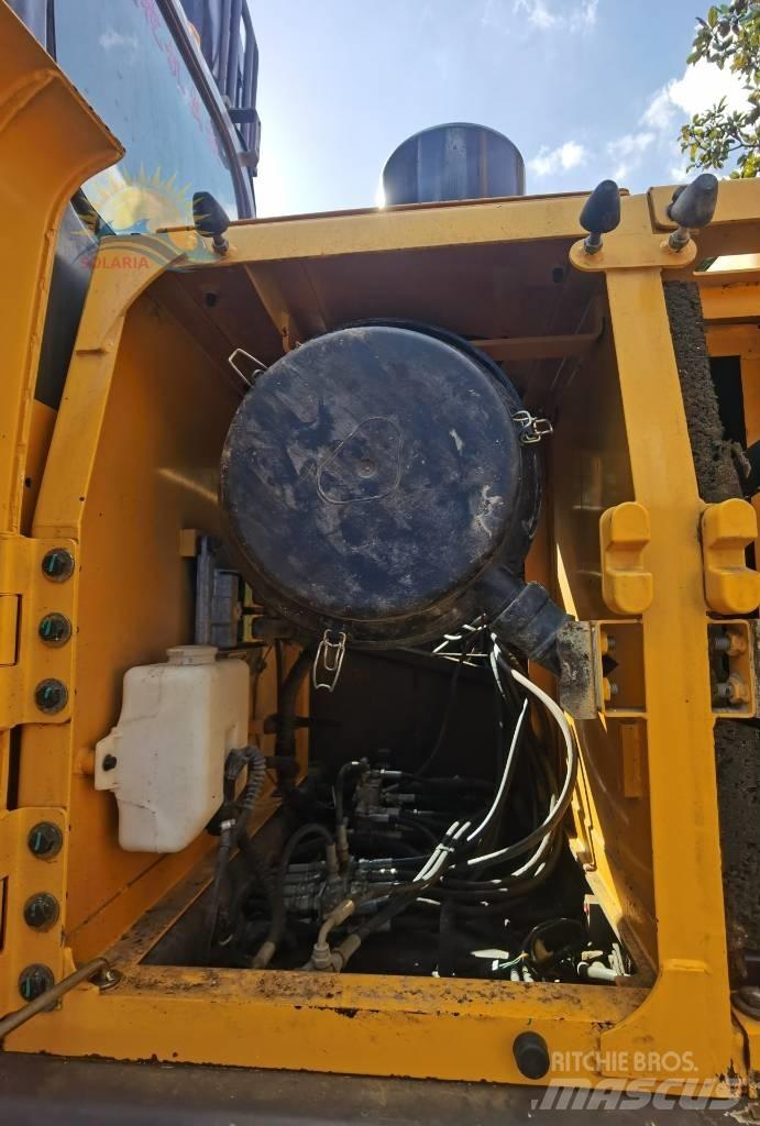 Volvo EC 240 Bandgrävare