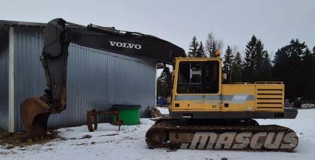 Volvo EC 230B Bandgrävare