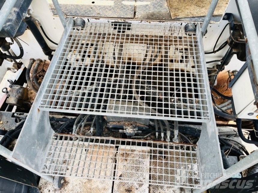 Dynapac F 141-6WD Asfaltsläggningsmaskiner