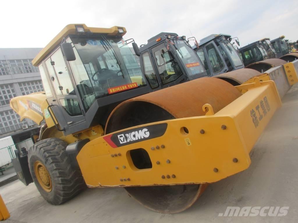 XCMG XS 263 J Envalsvältar