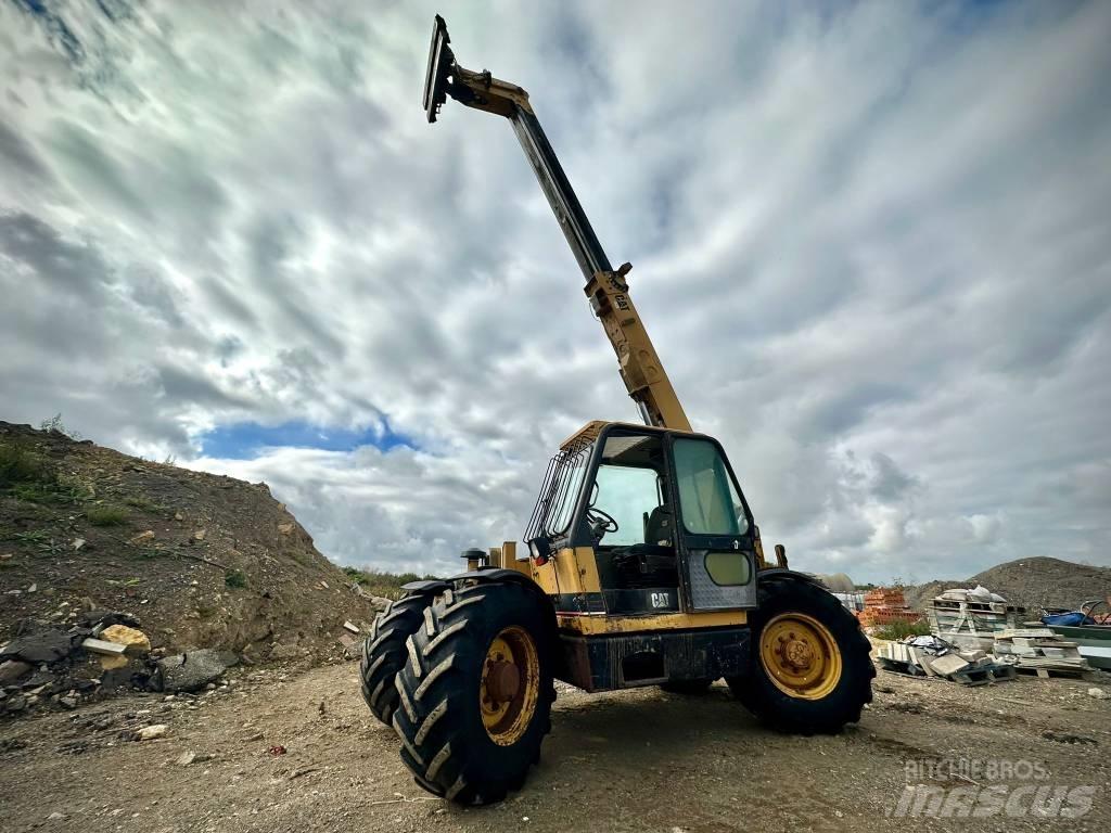 CAT TH 62 Teleskoplastare