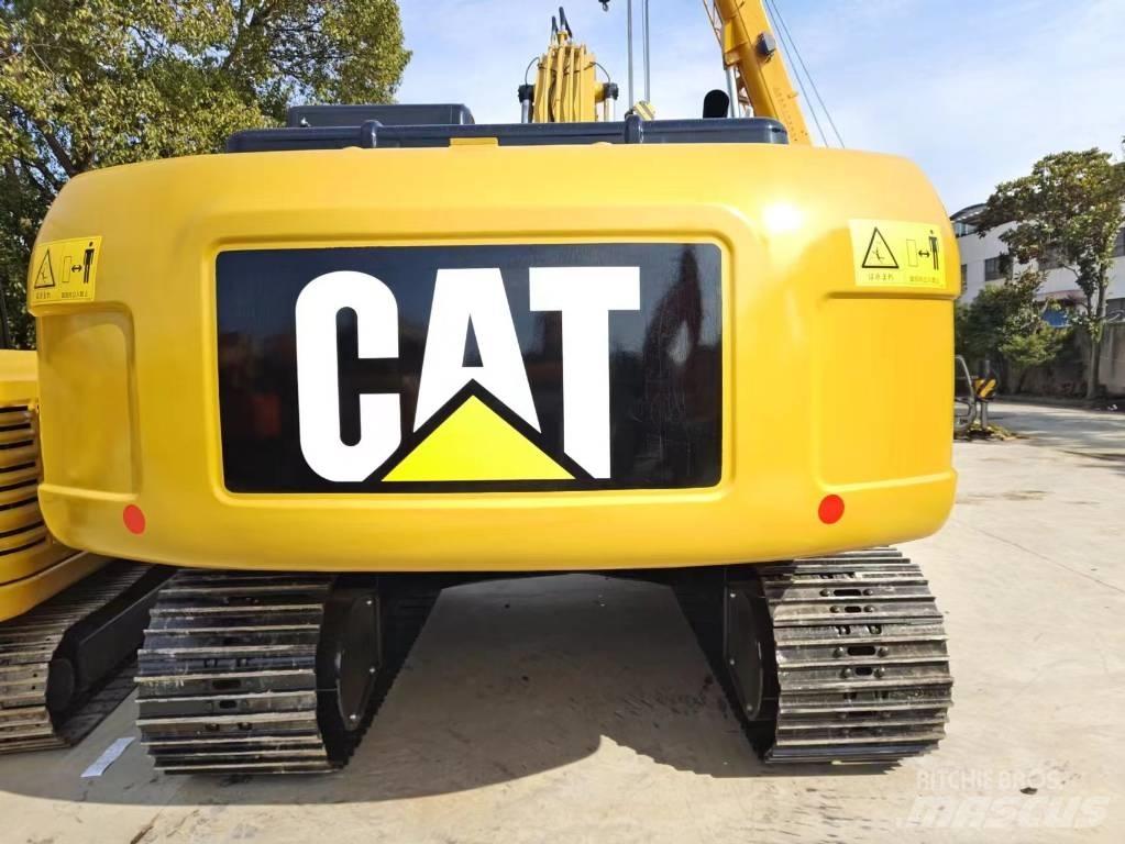 CAT 320 D2 Bandgrävare