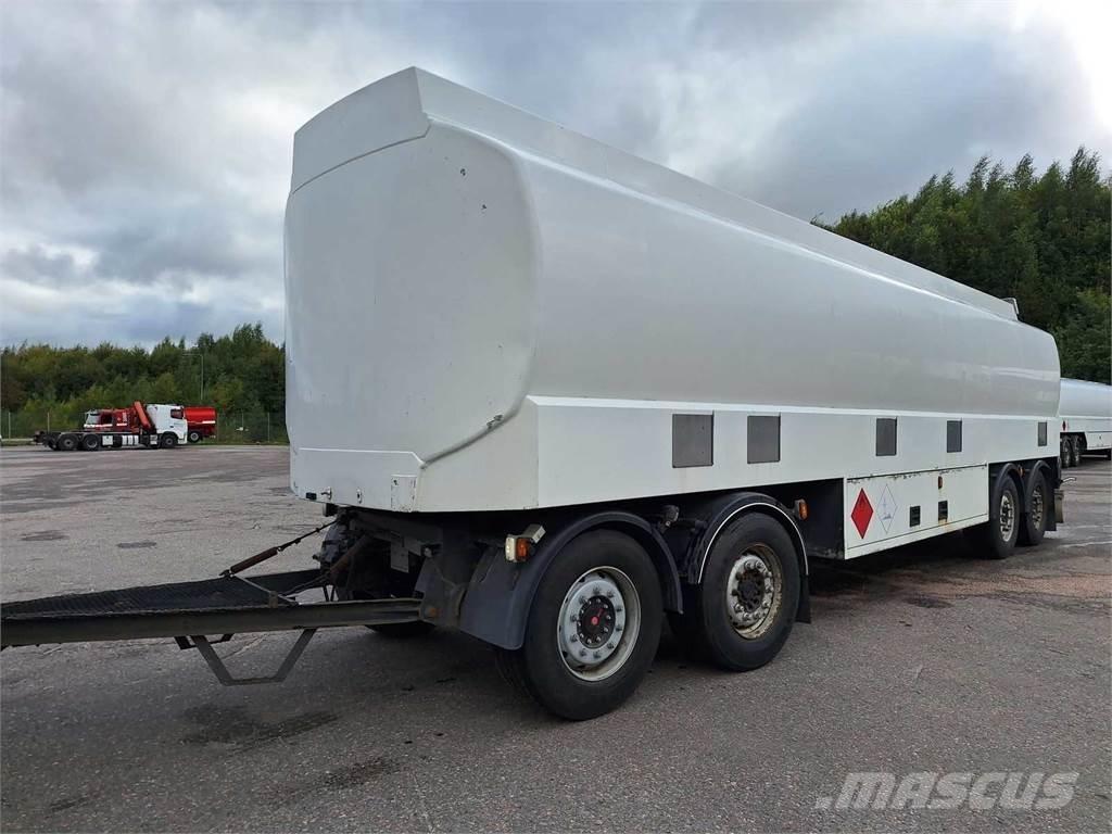  SAF/Mattila MS4 Tanksläp