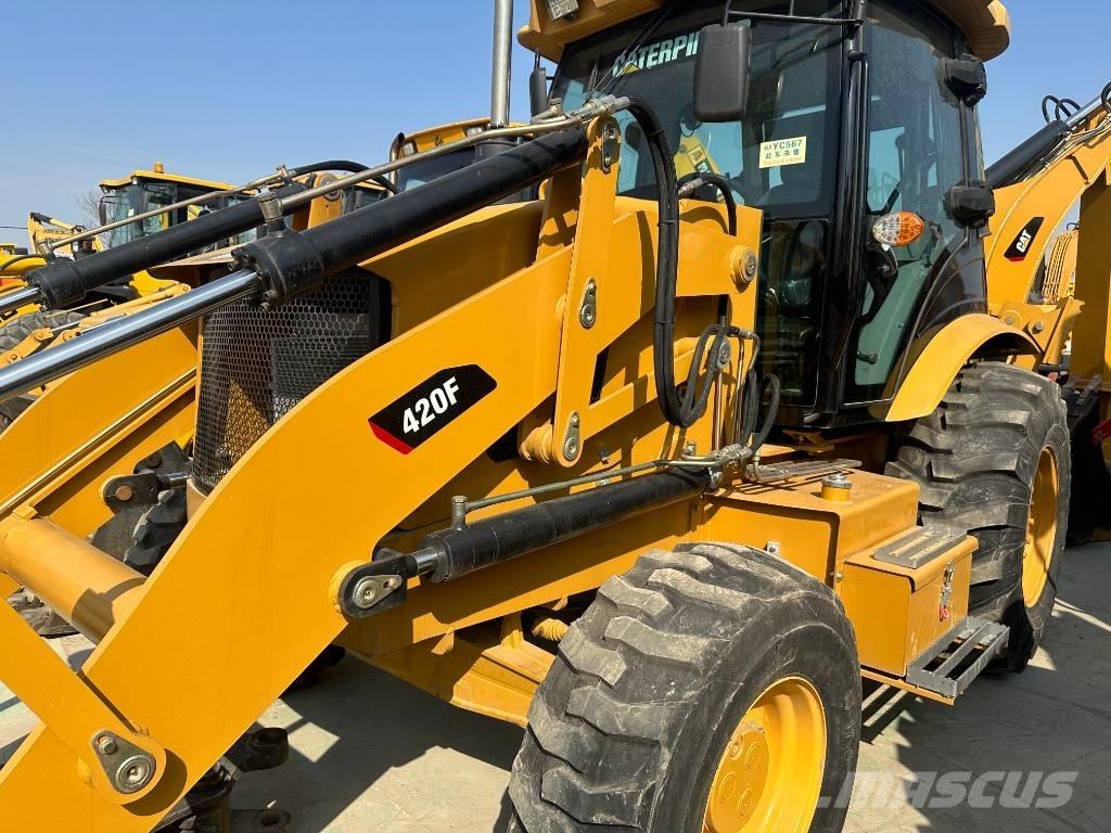 CAT 420F Hjullastare