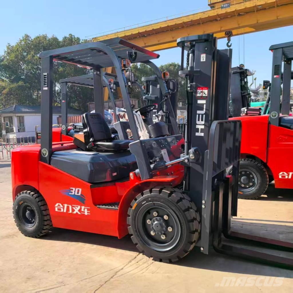 Heli FD30 Dieselmotviktstruckar