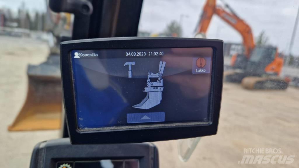 JCB JZ 140 LC Bandgrävare