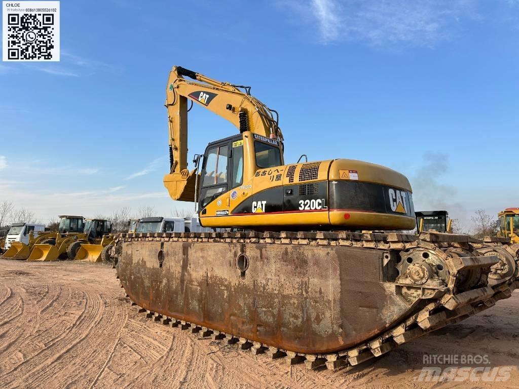 CAT 320 C L Amfibiska grävmaskiner