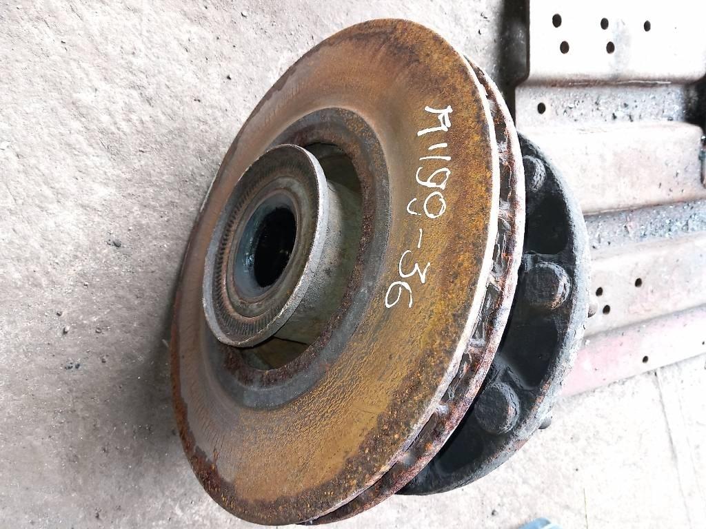 MAN TGM  81443010185 Hjulaxlar