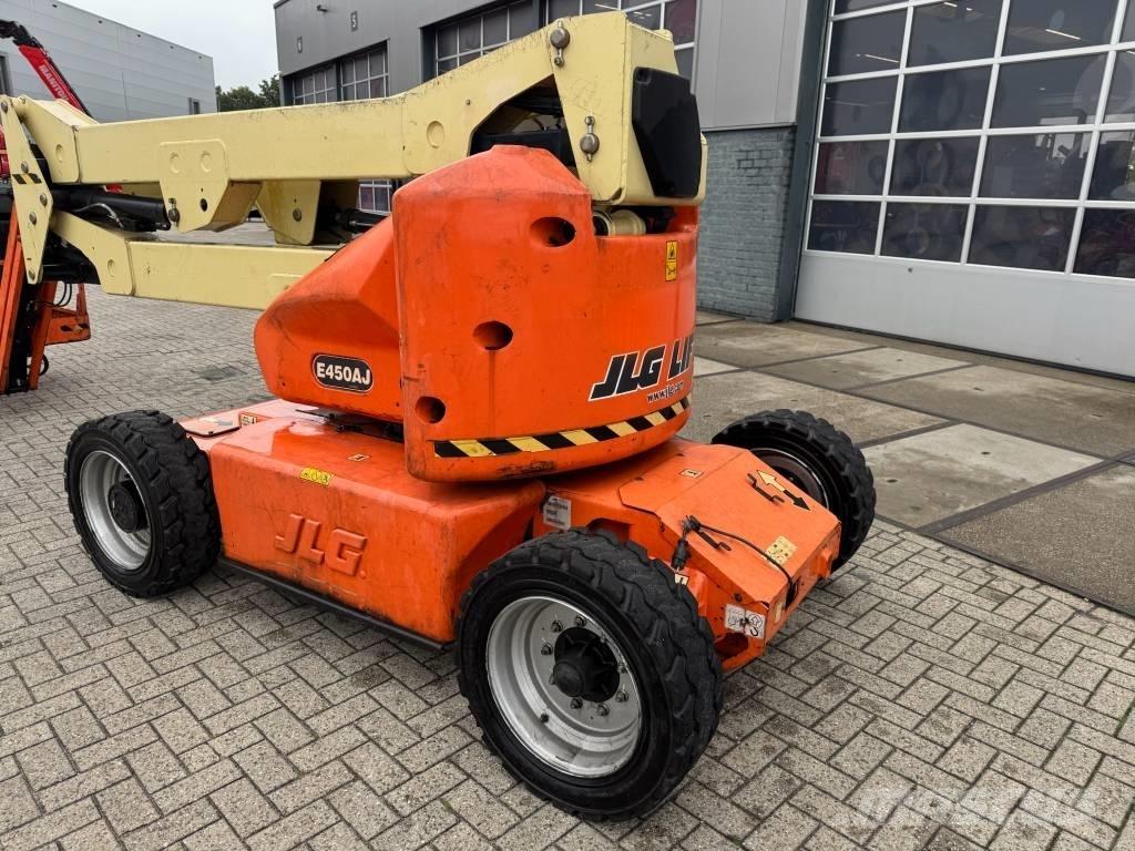 JLG E 450 AJ Bomliftar