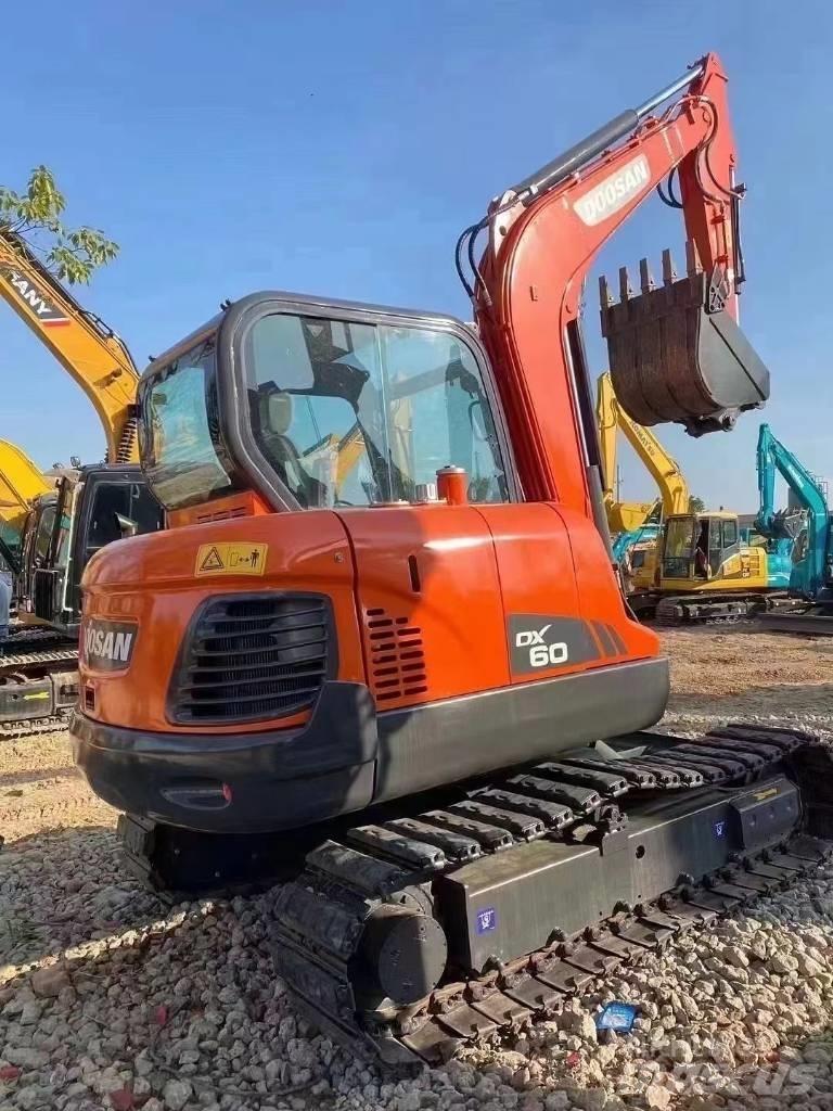 Doosan DX 60-9 Minigrävare < 7t