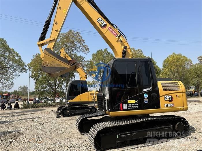CAT 313D2GC Midigrävmaskiner 7t - 12t