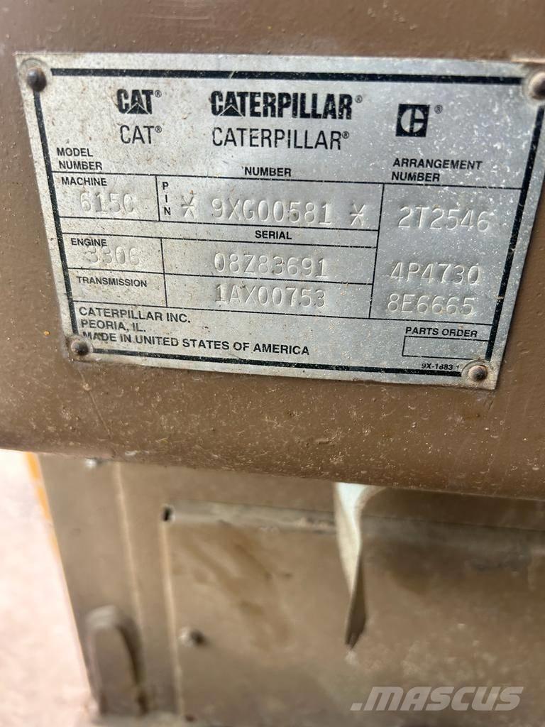 CAT 615 C II Schaktvagnar