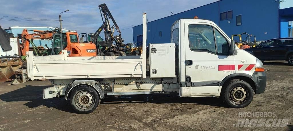 Renault Master 120 Tippbilar