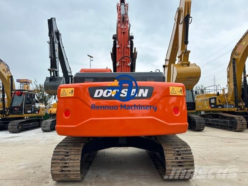 Doosan DX 225 LC-9C Bandgrävare