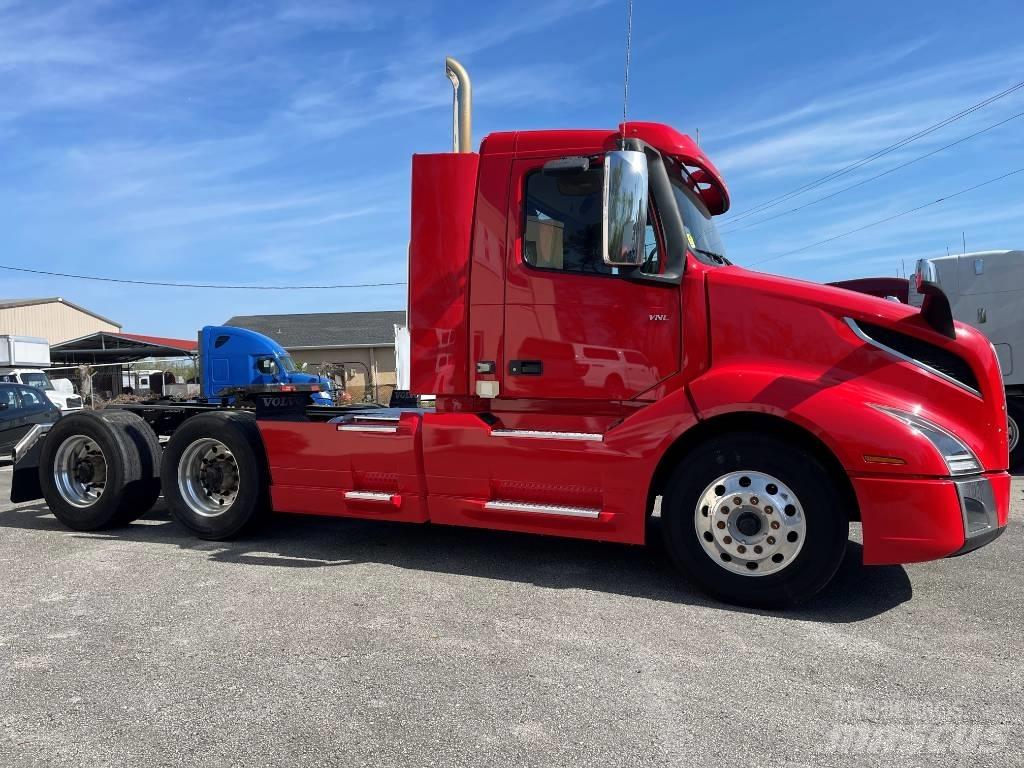 Volvo VNL64T300 Dragbilar