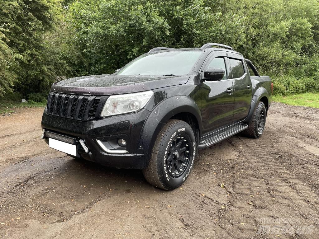 Nissan Navara Flakbilar/Pickuper