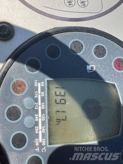 Bomag BW 100 AD-5 Tvåvalsvältar