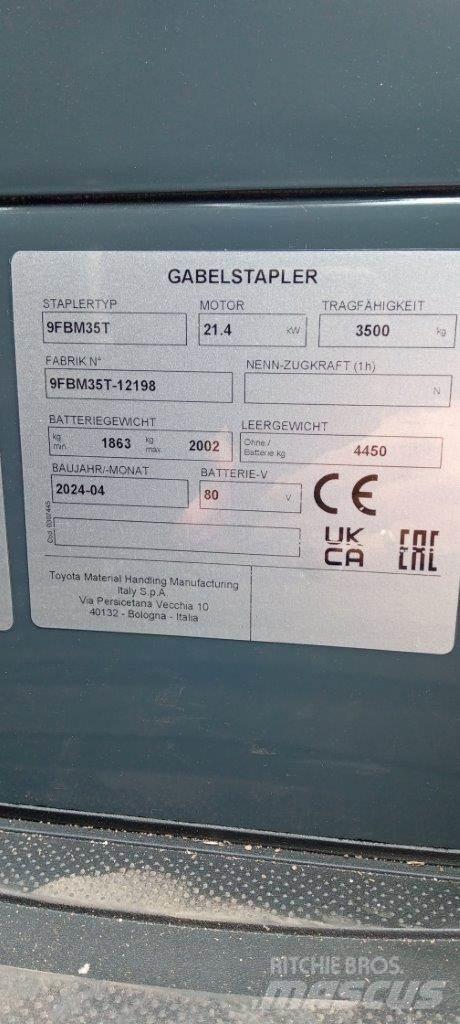 Toyota 9FBM35T Elmotviktstruckar