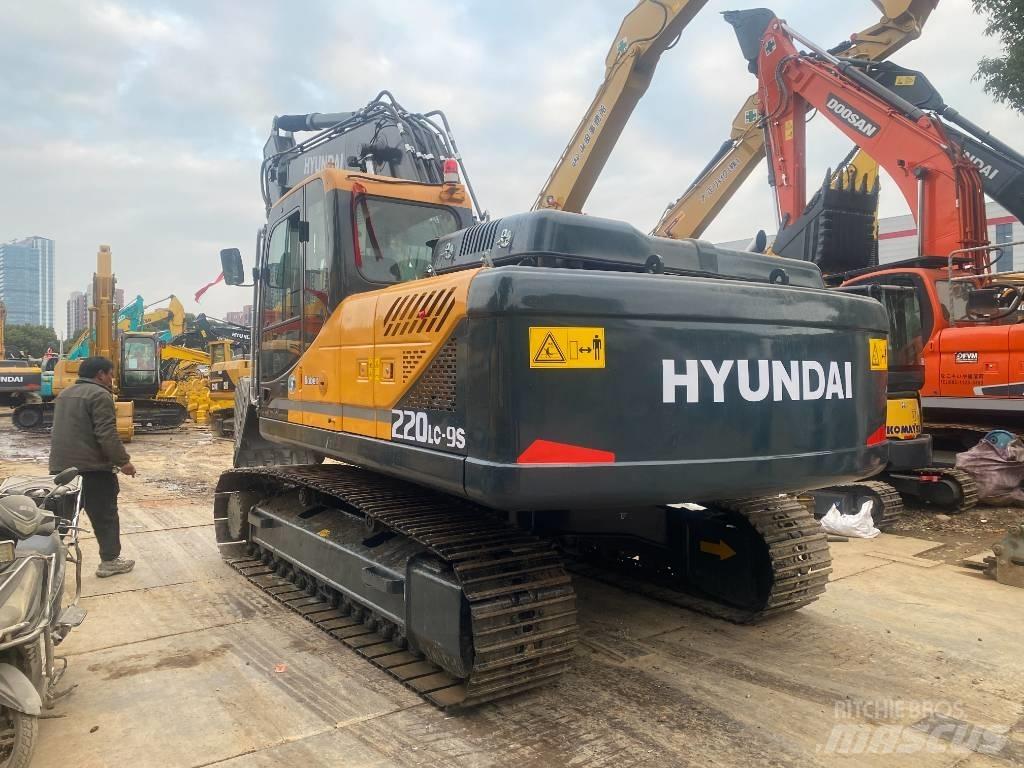 Hyundai R220LC-9S Bandgrävare