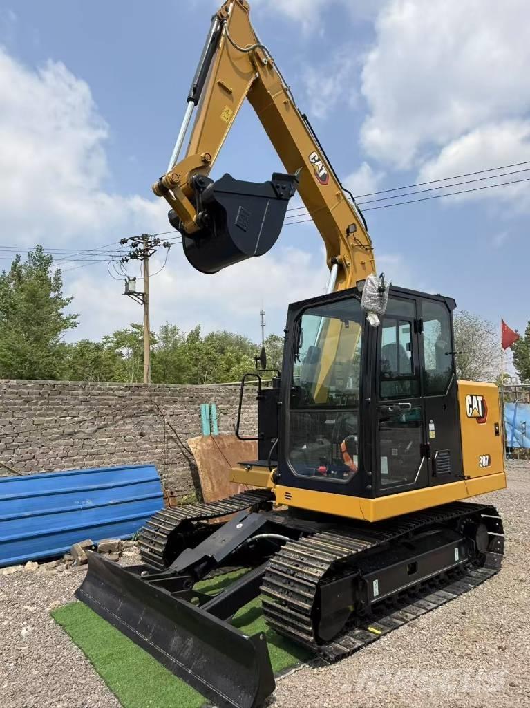CAT 307 Bandgrävare