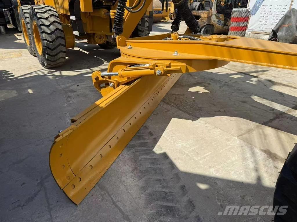 CAT 140 H Väghyvlar