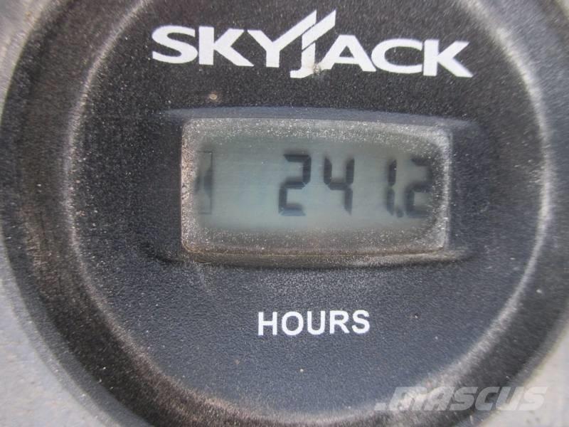 SkyJack SJ III 3219 Saxliftar