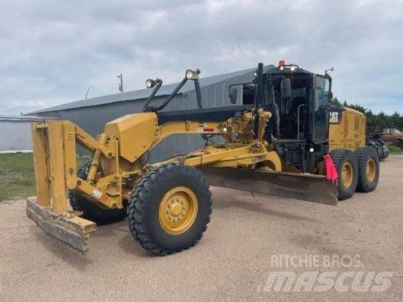 CAT 140 M 2 Väghyvlar