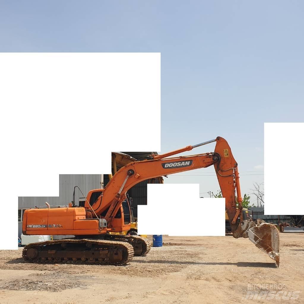 Doosan DX 220 LCA Bandgrävare