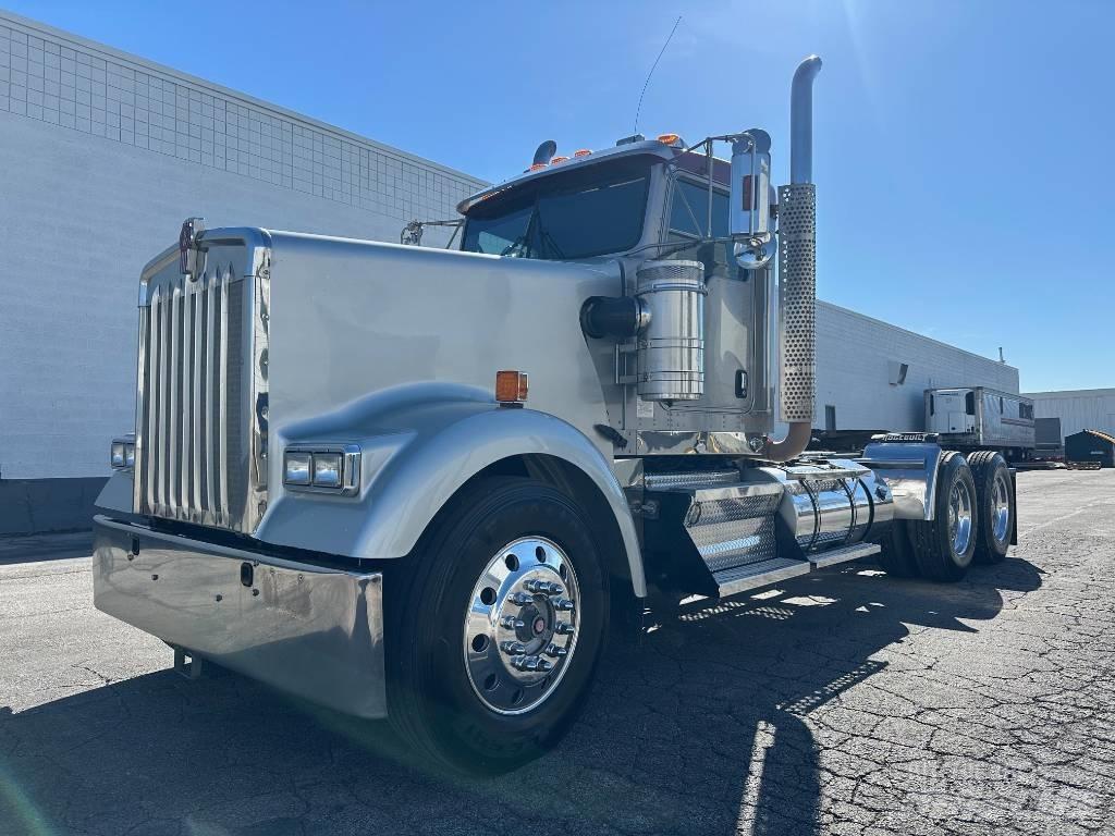 Kenworth W 900 L Dragbilar