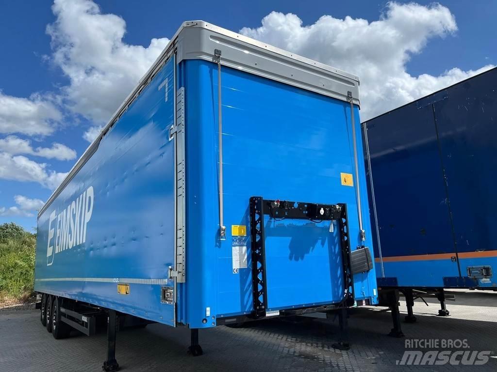 Kögel SN24 Kapelltrailer