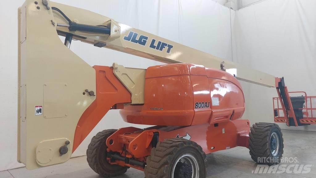 JLG 800 AJ Bomliftar