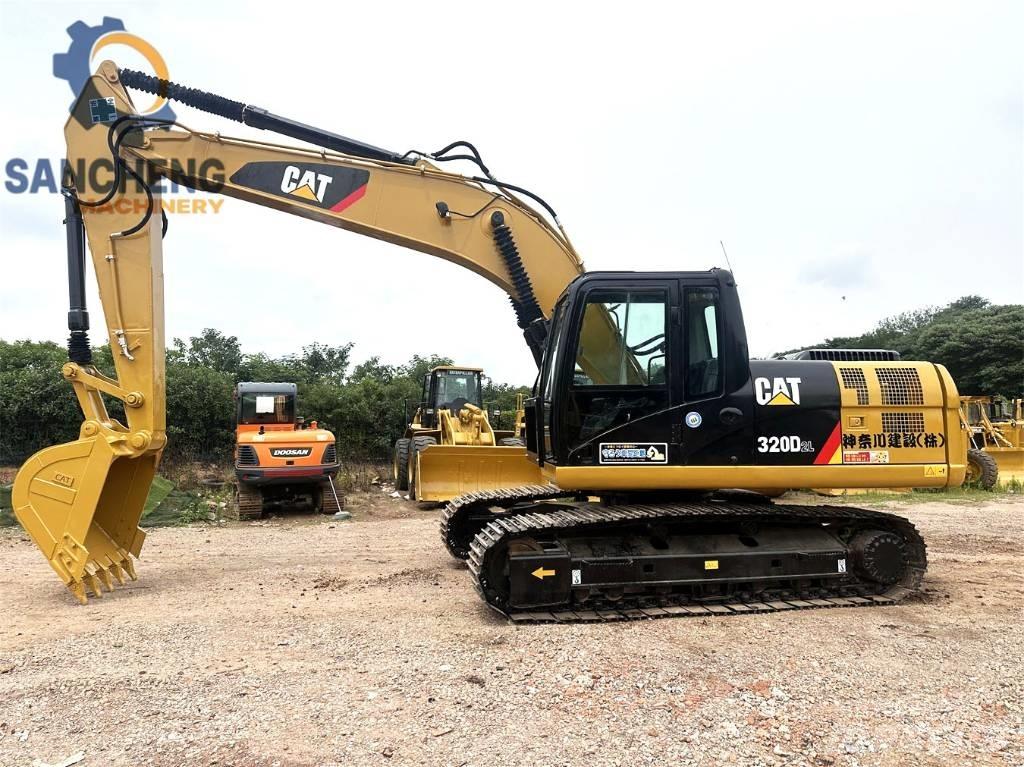 CAT 320 D2L Bandgrävare