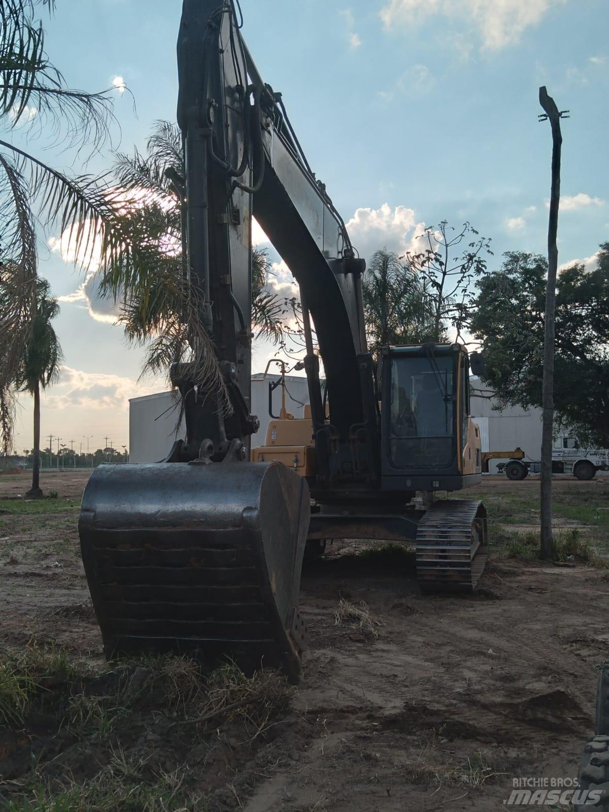 Volvo EC 250 D L Bandgrävare