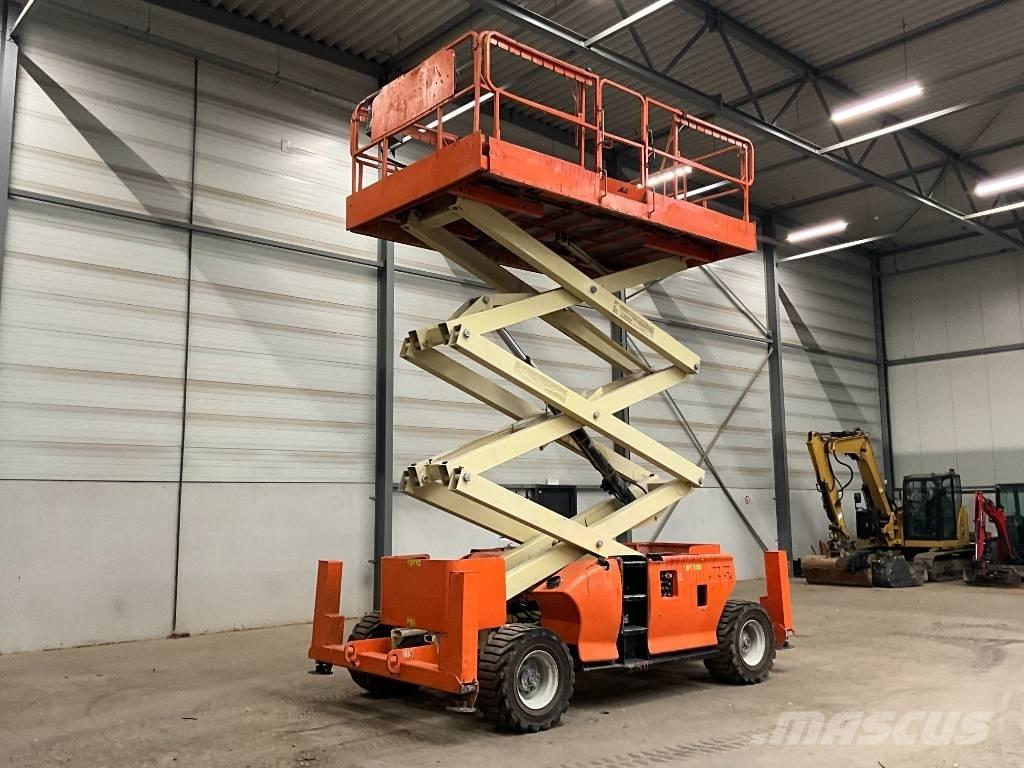 JLG 3394 RT Saxliftar