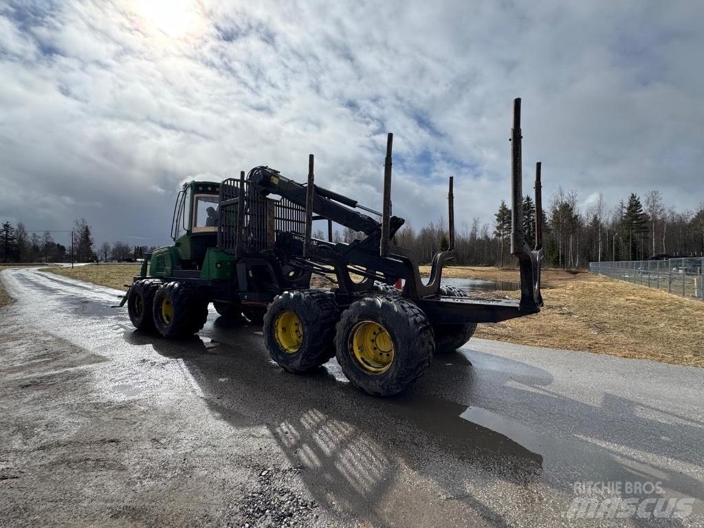 John Deere 1010 E Skotare