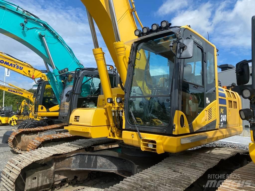 Komatsu PC 240 LC Bandgrävare