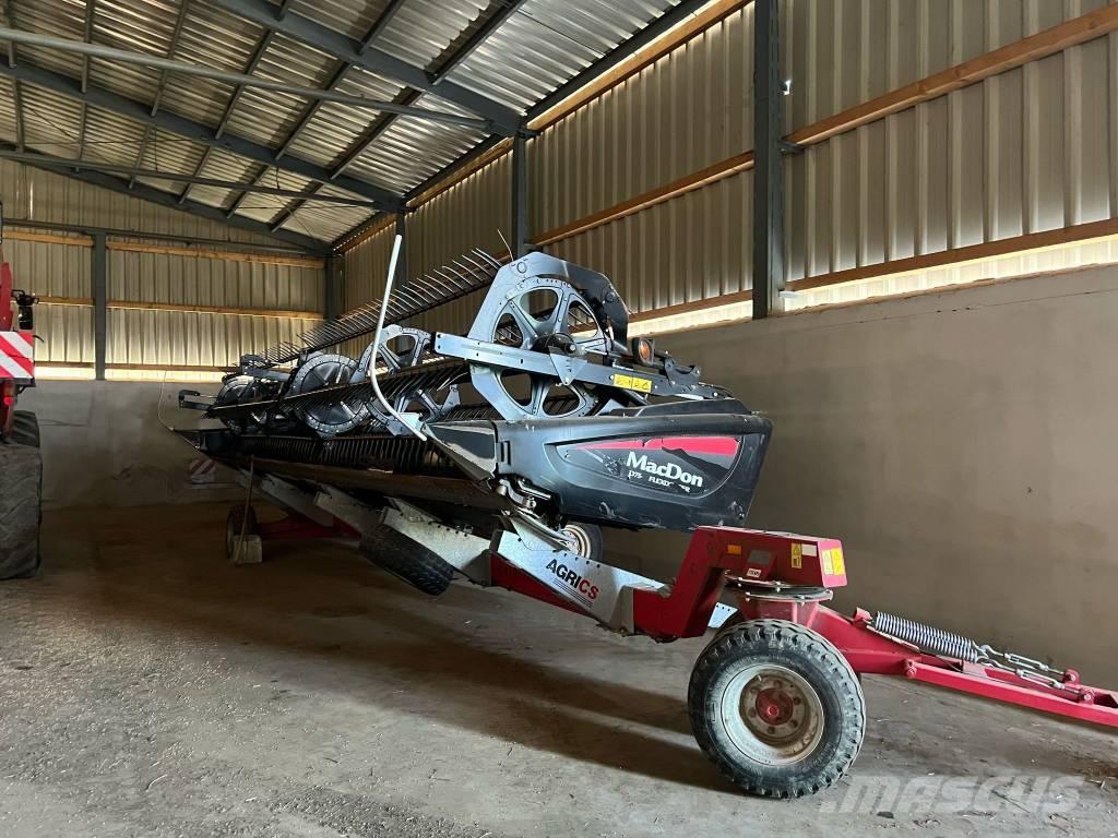 MacDon FD 75 Skärbord